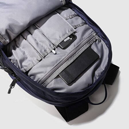 BOREALIS CLASSIC SIRT ÇANTASI