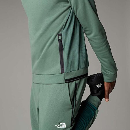 M MOUNTAIN ATHLETICS FLEECE CREW