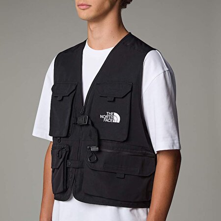 U NSE VEST