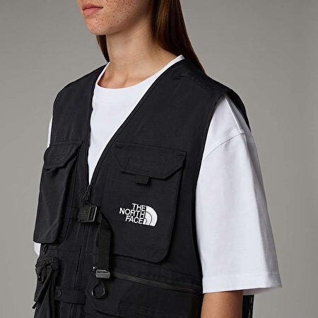 U NSE VEST
