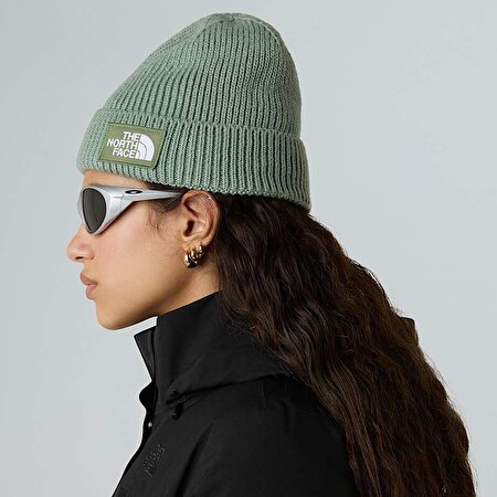 TNF Logo Box Cuffed Bere