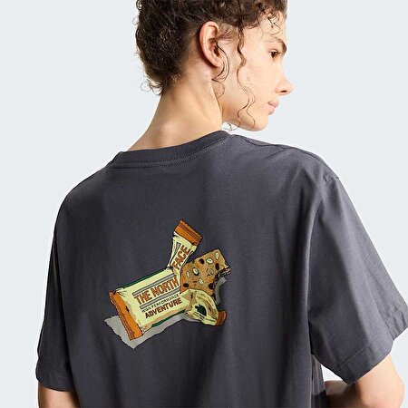 Erkek TNF Snack Relaxed Graphic Tişört