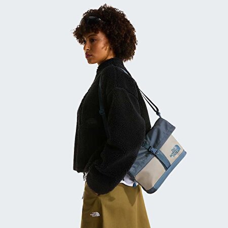 Base Camp Omuz Çantası