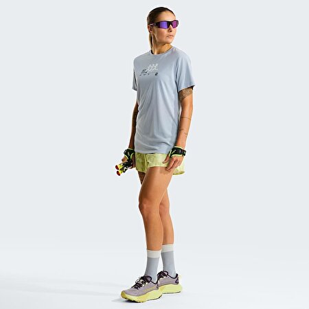 Kadın Bitmap Silhouette Graphic Tişört