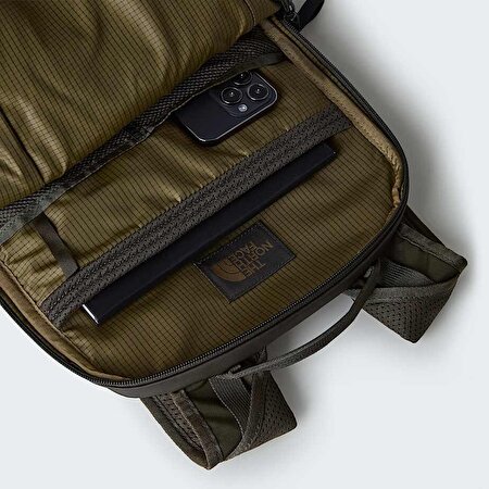 Base Camp Voyager Pro Lightweight Sırt Çantası