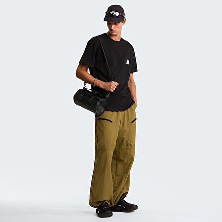 Erkek Mountain Logo Relaxed Graphic Tişört