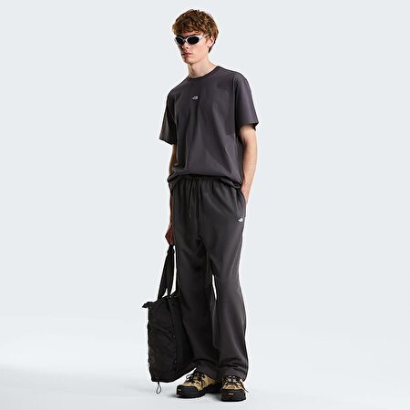 Erkek Essential Centre Logo Relaxed Tişört