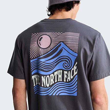 Erkek Mountain Escape Relaxed Graphic Tişört