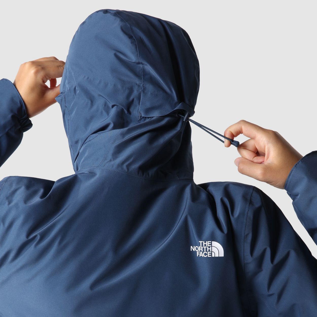 KADIN HIKESTELLER İZOLASYONLU PARKA