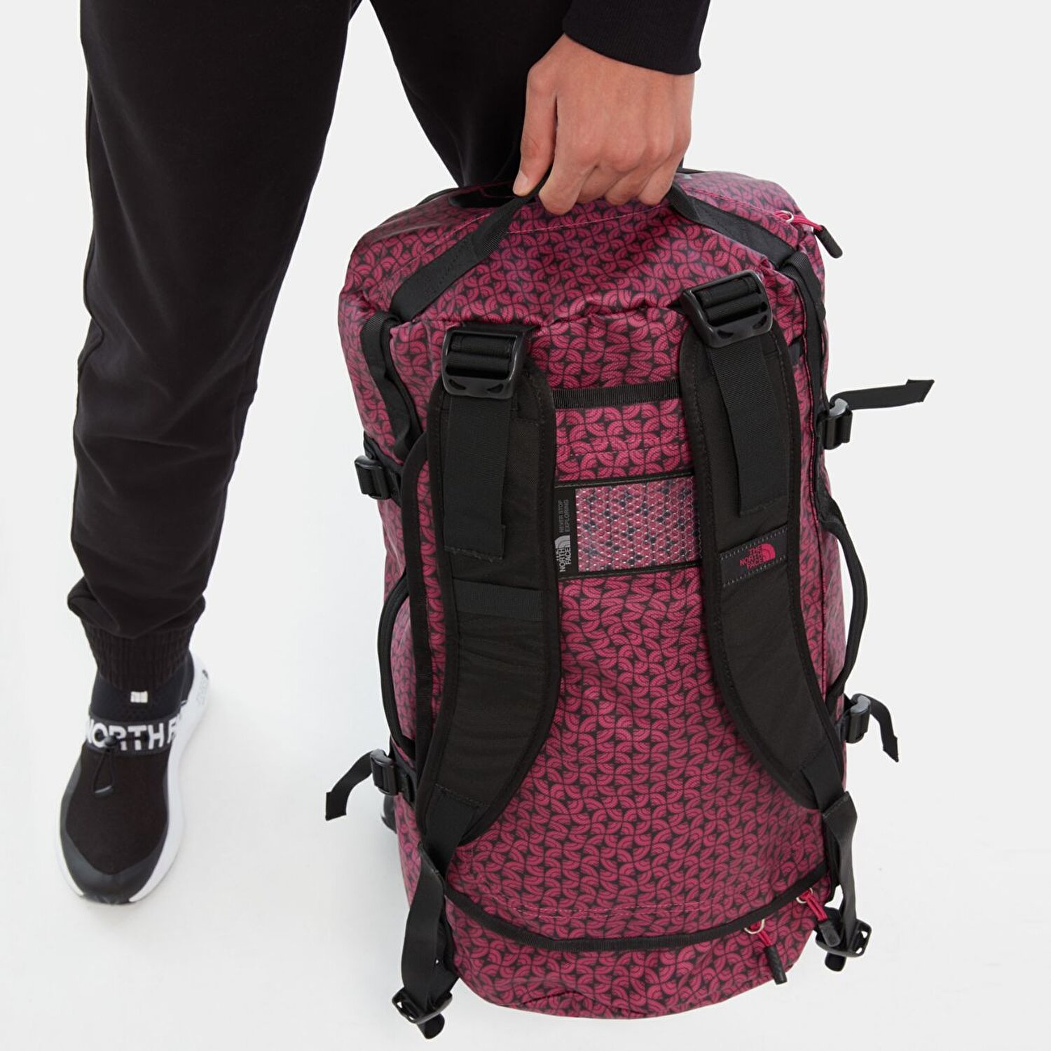 The North Face BASE CAMP DUFFEL - S. 8